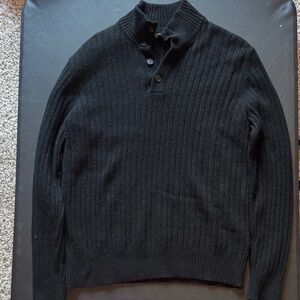 Banana Republic Men's Black Ribbed Pullover Sweater Italian Yarn